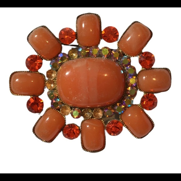 BEAUTIFUL vintage orange brooch pin with gold and iridescent rhinestones - Picture 1 of 7